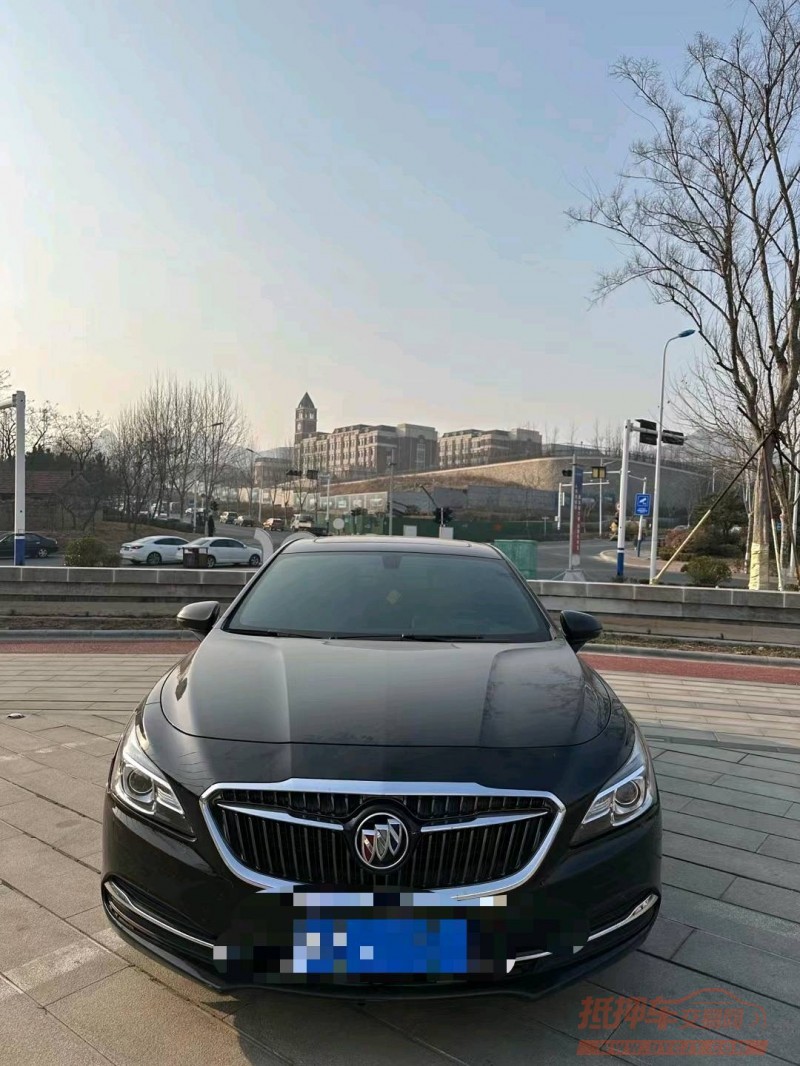 青岛16年别克君越1