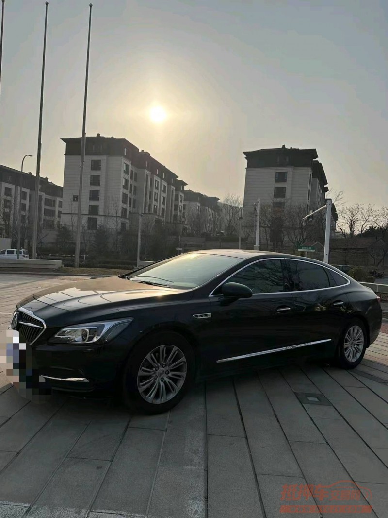 青岛16年别克君越3