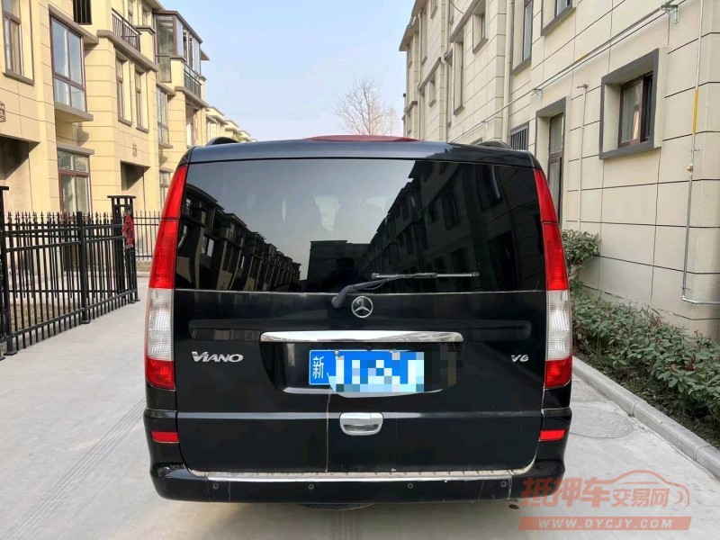 徐州11年奔驰唯雅诺4