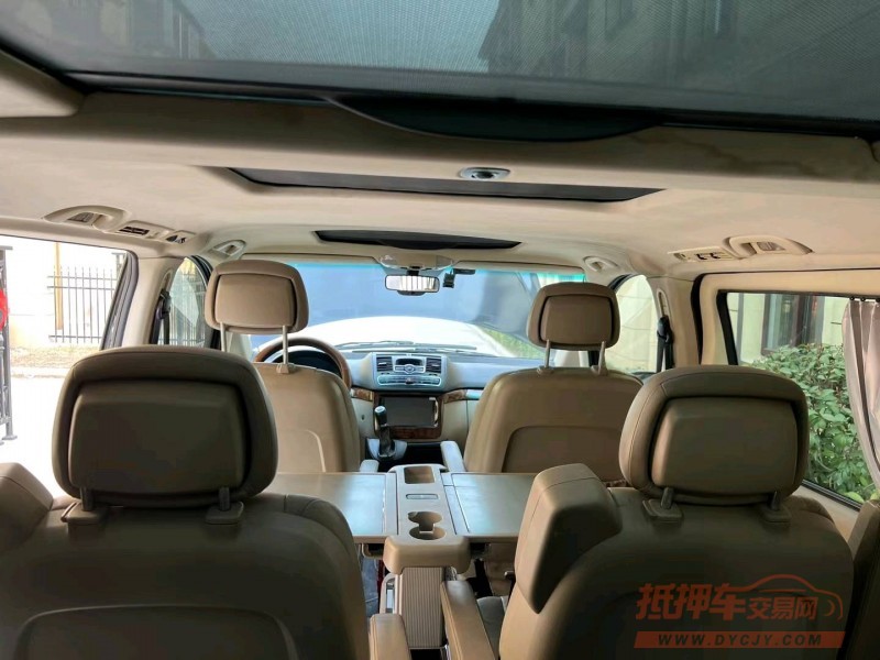 徐州11年奔驰唯雅诺9