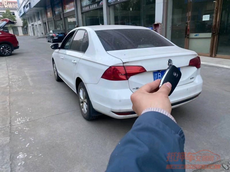 广州17年大众宝来7