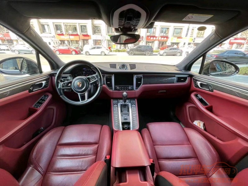 苏州17年保时捷Macan4