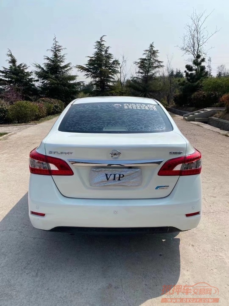 青岛15年日产轩逸1