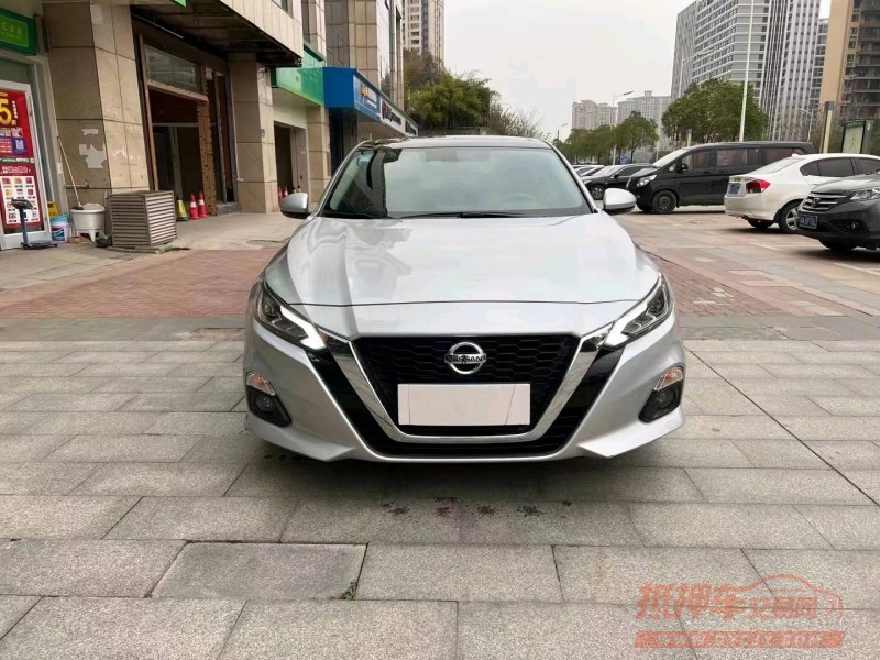 衡阳22年日产天籁1