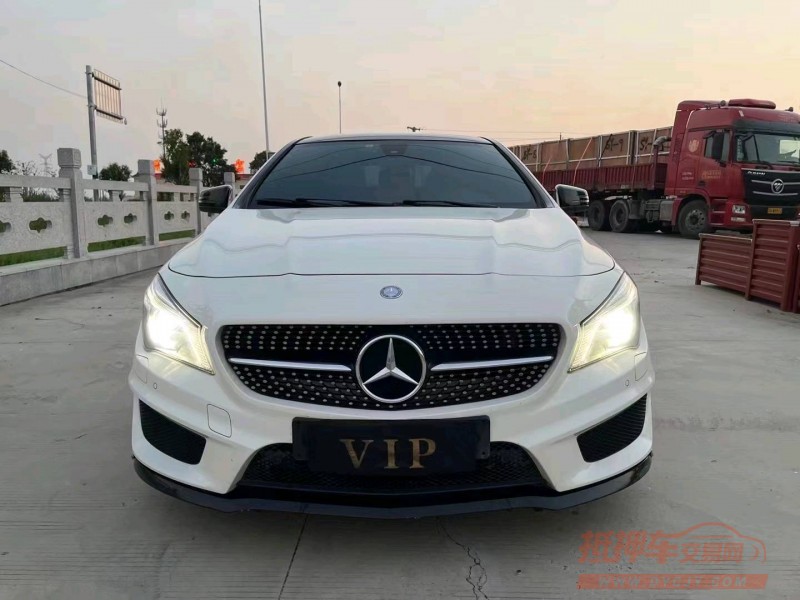 盐城16年奔驰CLA1