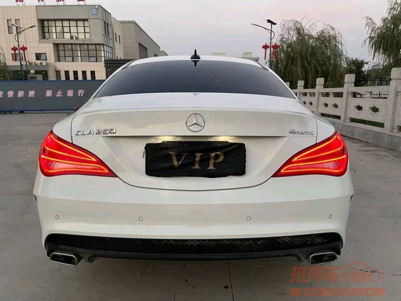 盐城16年奔驰CLA9