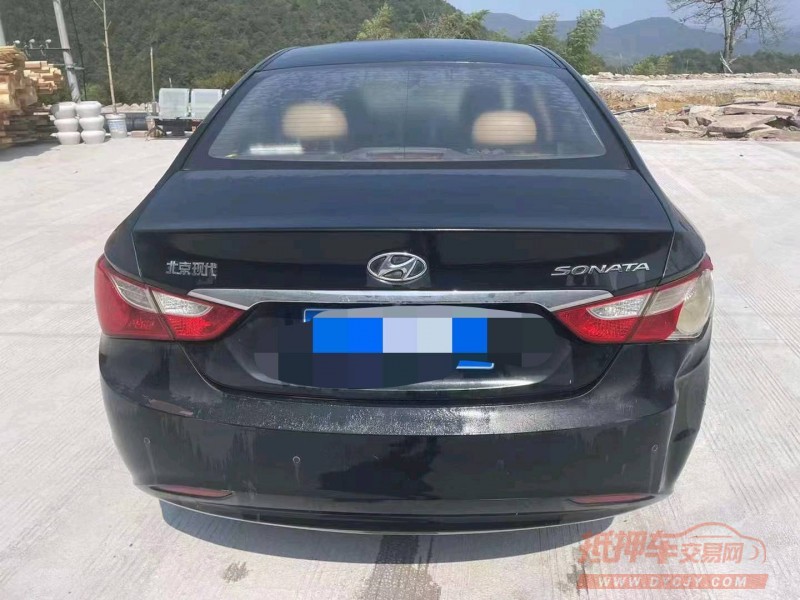 嘉兴11年现代索纳塔八5