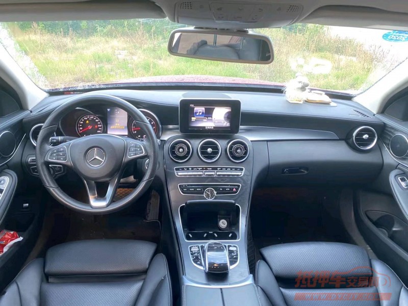 广州17年奔驰C8