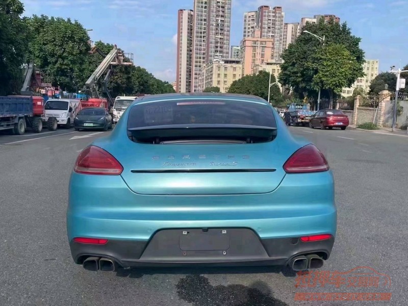 广州13年保时捷帕拉梅拉1