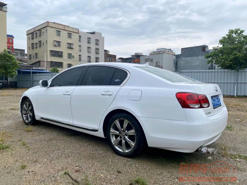 广州10年雷克萨斯GS4