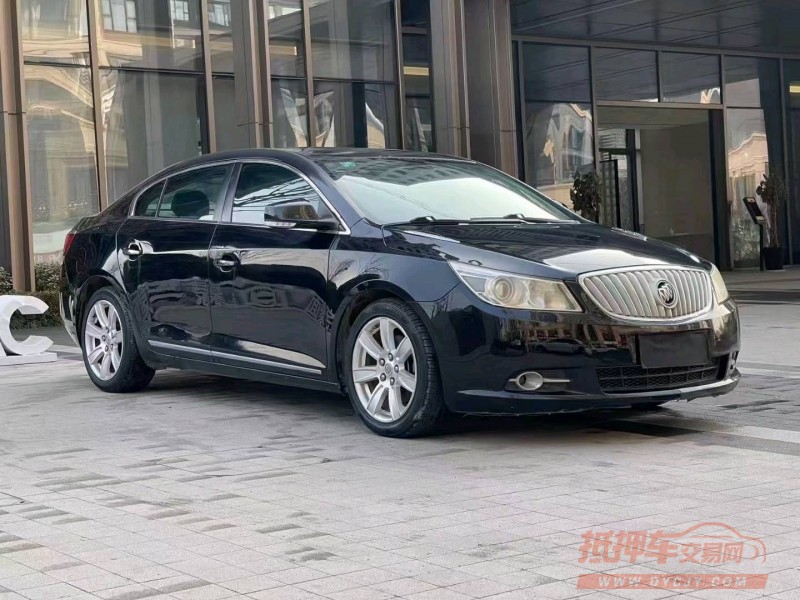 徐州10年别克君越3