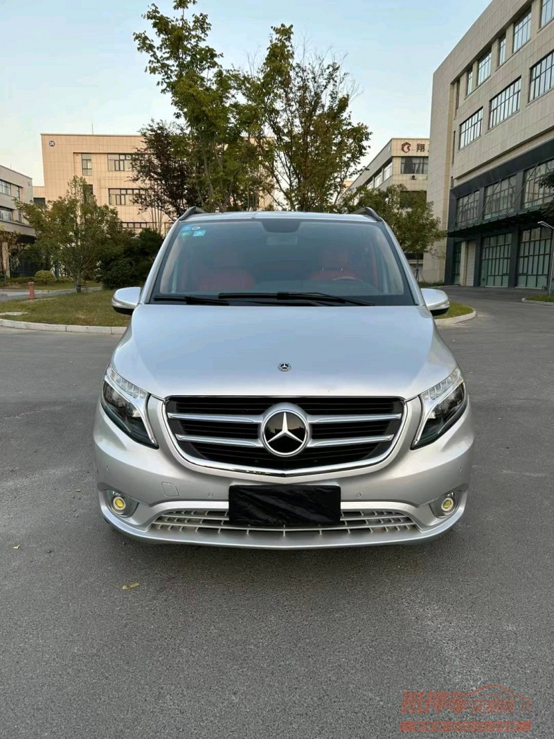 宿迁17年奔驰威霆1