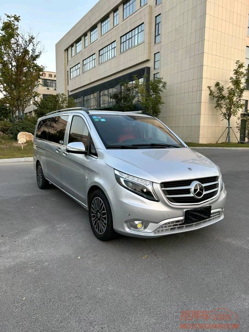 宿迁17年奔驰威霆3