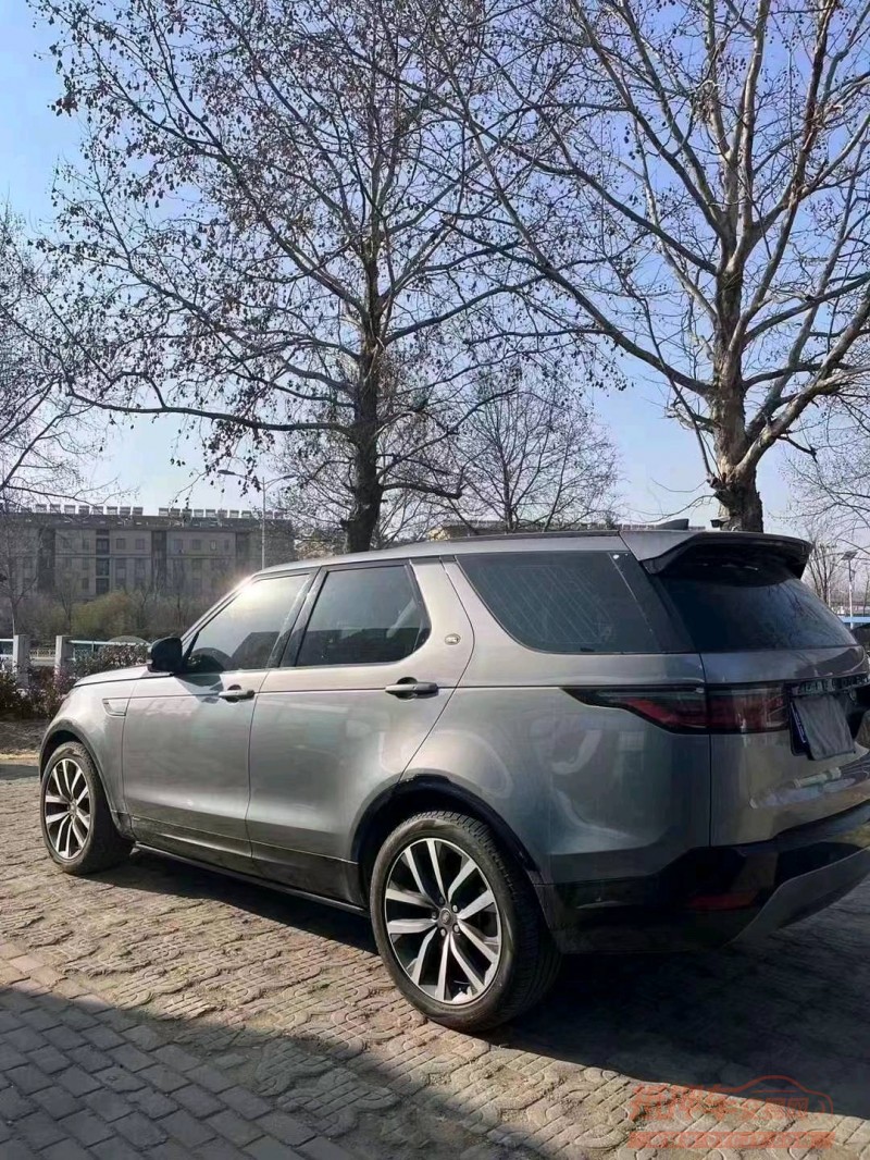 枣庄22年路虎发现5