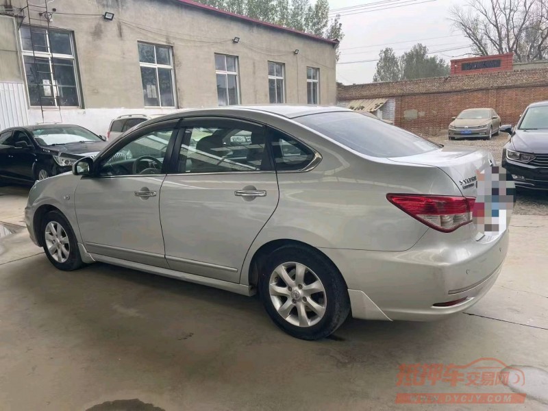 保定14年日产轩逸7