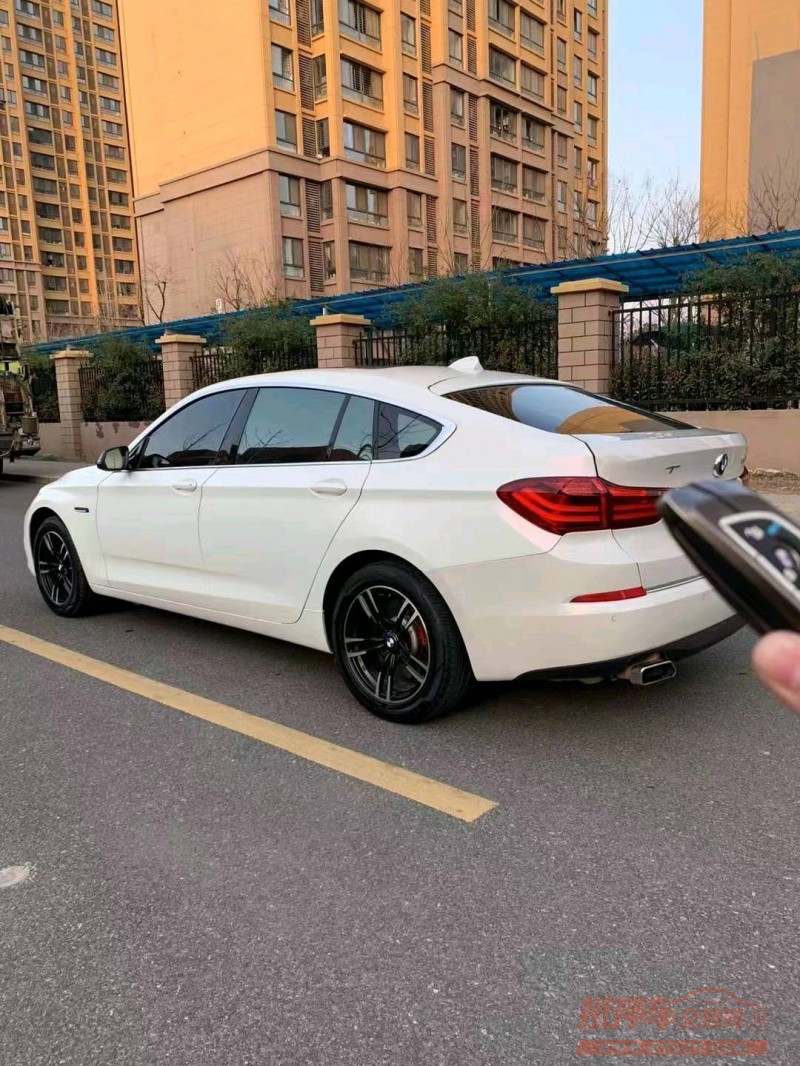 淮南16年宝马5系GT5