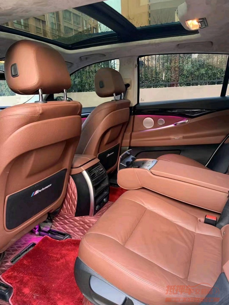 淮南16年宝马5系GT9