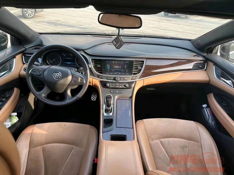 枣庄16年别克君越1