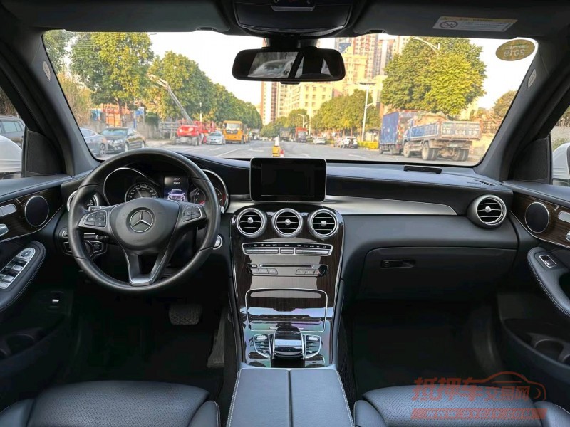 广州19年奔驰GLC6