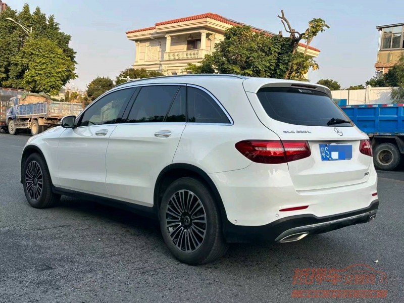 广州19年奔驰GLC8