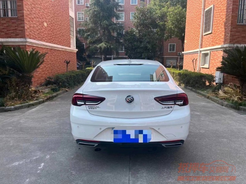 嘉兴22年别克君威8