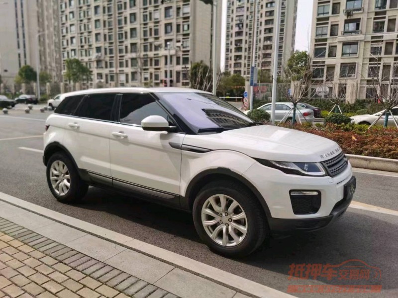 常州18年路虎极光2
