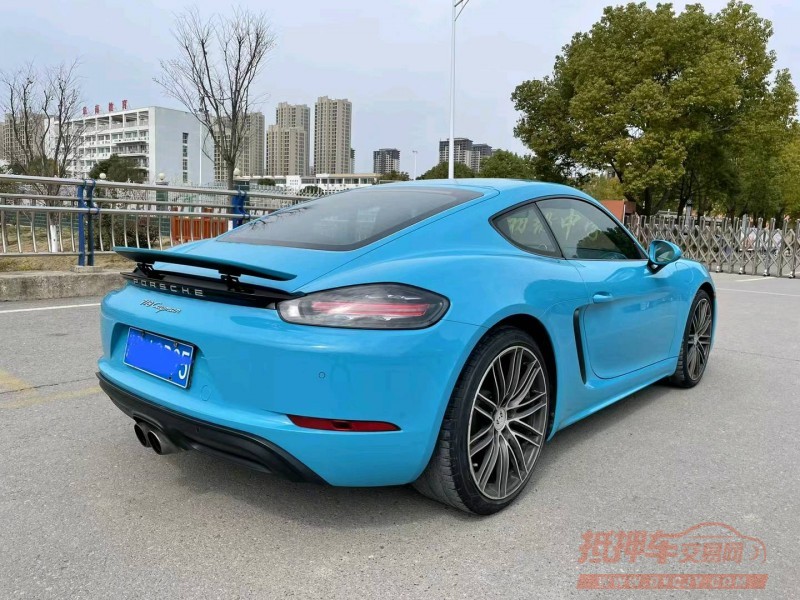 淮南17年保时捷7186