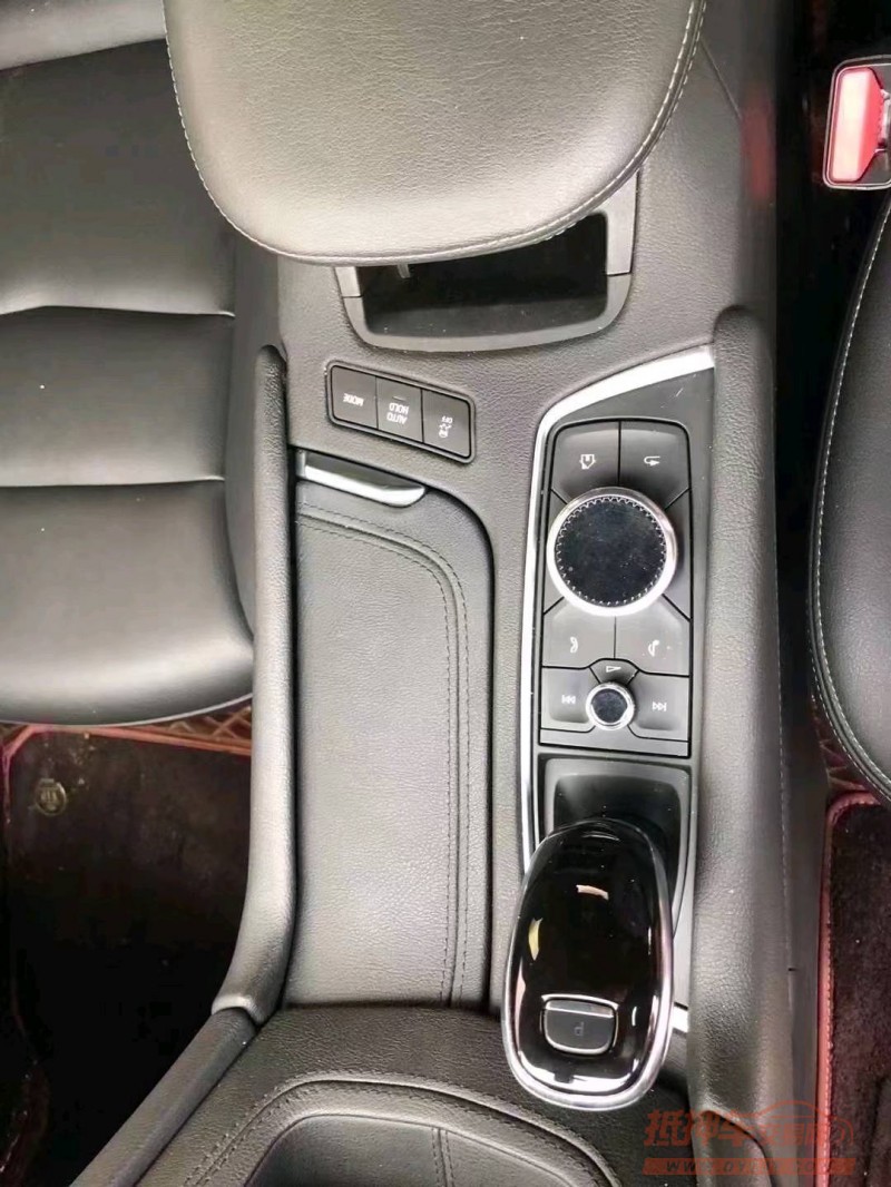 保定20年凯迪拉克XT53