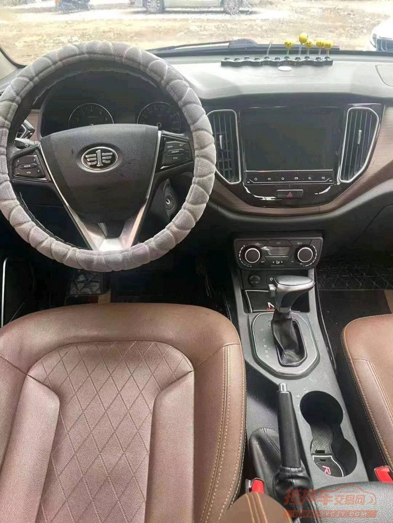 淮南18年一汽森雅R74