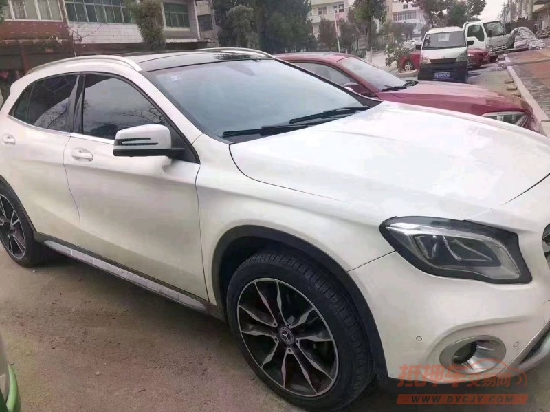 常州18年奔驰GLA4