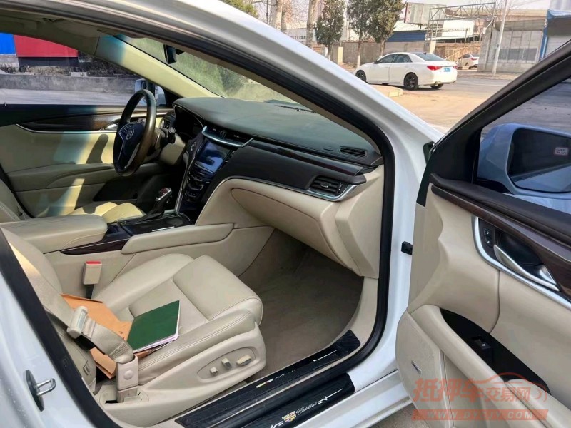保定13年凯迪拉克XTS7