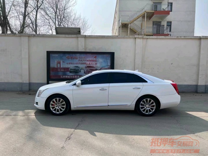 保定13年凯迪拉克XTS8