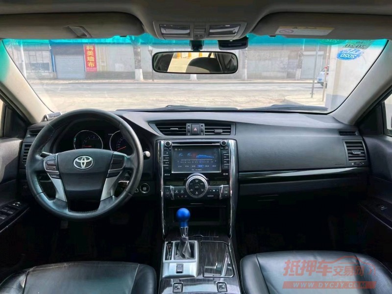 保定12年丰田锐志5