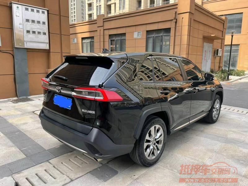 淮南21年丰田威兰达4