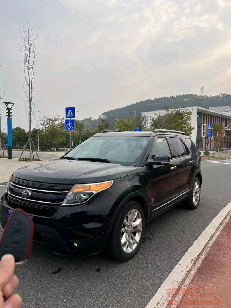 梧州14年福特探险者3