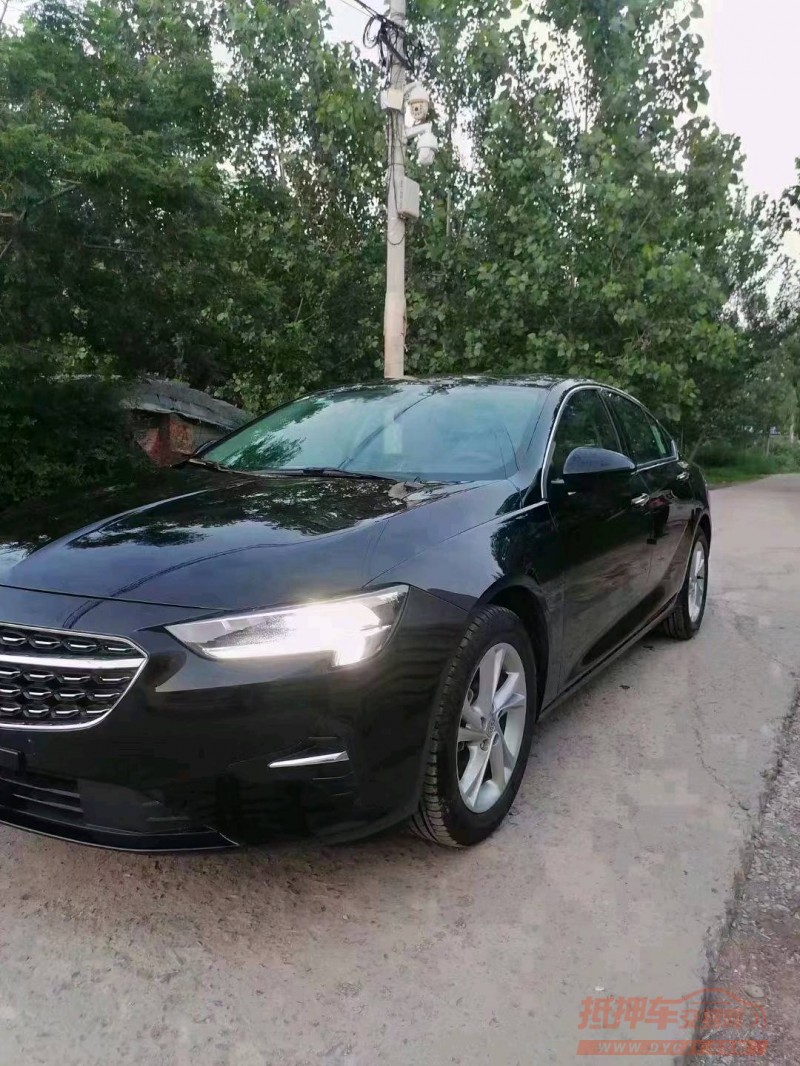 枣庄22年别克君威6