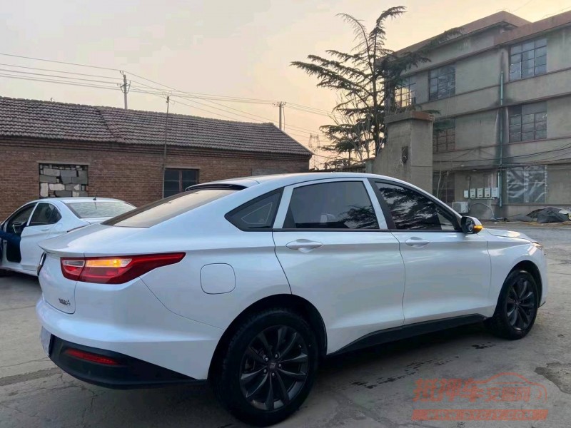 东营19年宝骏RC63