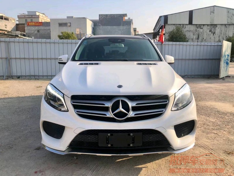 广州17年奔驰GLE1