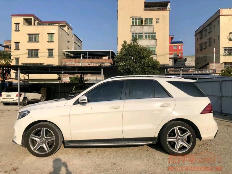 广州17年奔驰GLE3