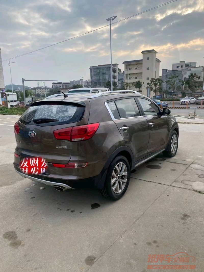 广州15年起亚智跑7