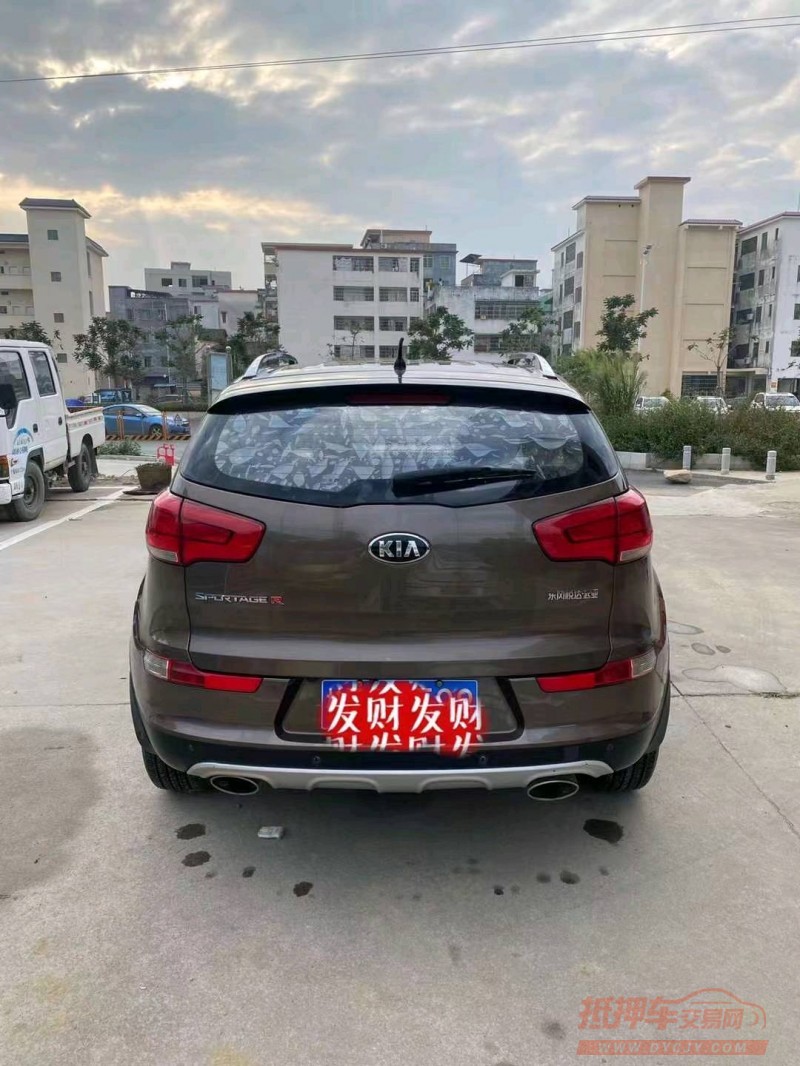 广州15年起亚智跑9