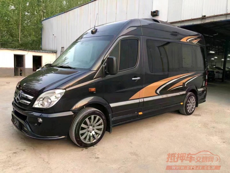 济宁14年奔驰斯宾特6