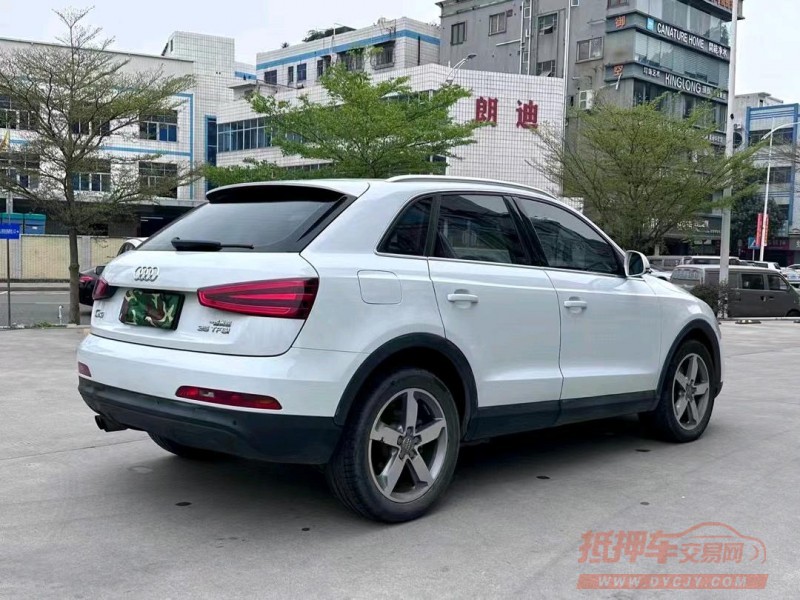 东莞16年奥迪Q38