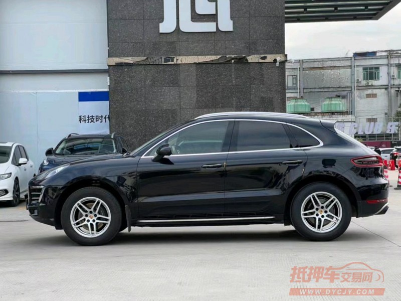 东莞17年保时捷Macan4