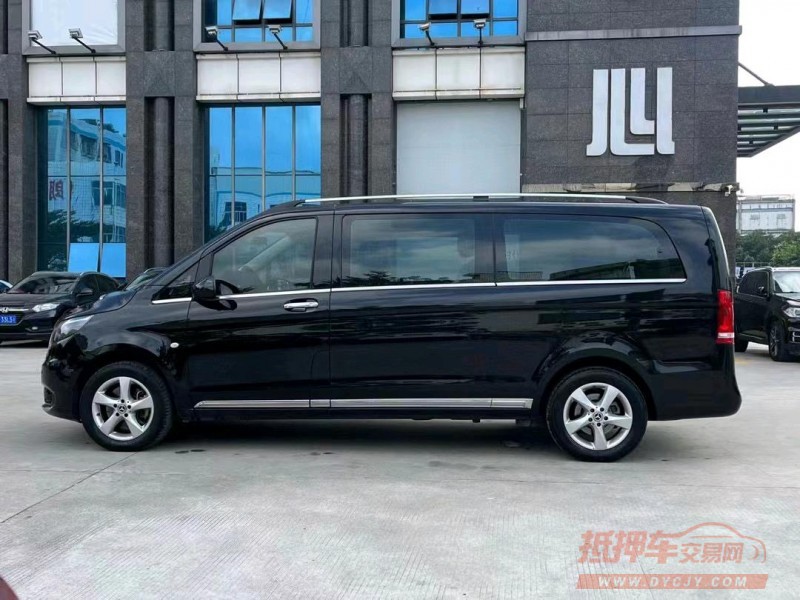 东莞21年奔驰威霆8