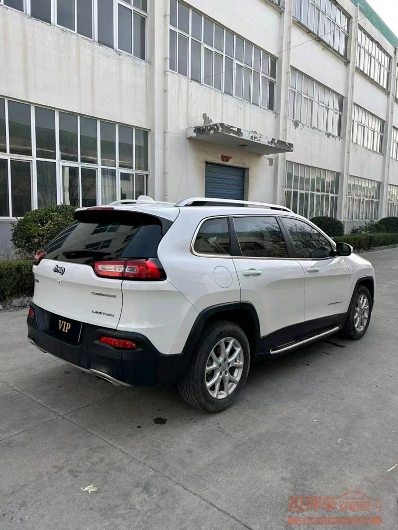 徐州18年Jeep自由光2
