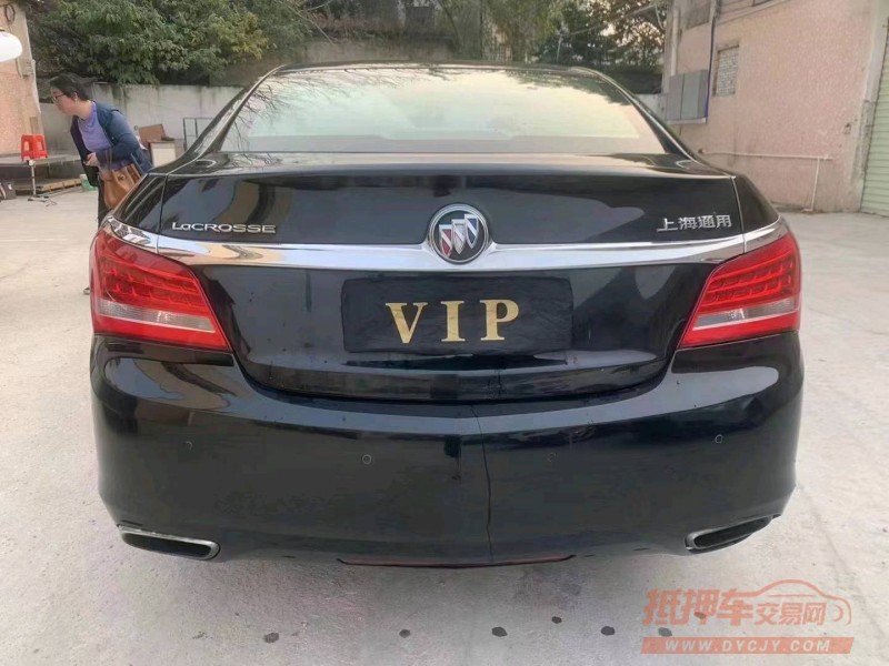 珠海15年别克君越2