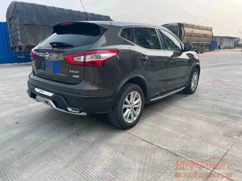 淮南19年日产逍客3