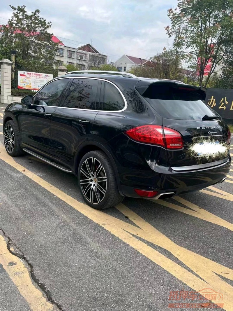 宜昌14年保时捷卡宴6