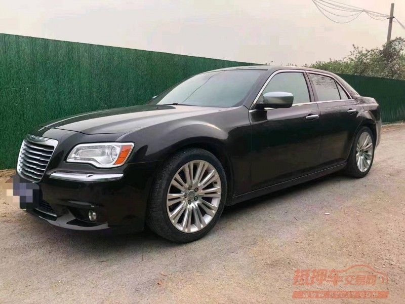 济宁13年克莱斯勒300C3